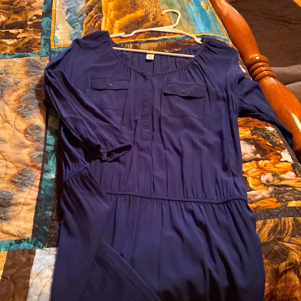 Cute dress great for gatherings. Comfortable, worn once.